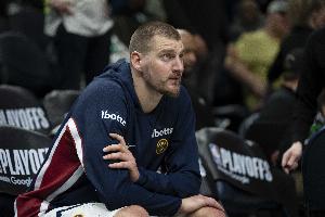 NBA湖人vs勇士_NBA湖人vs勇士在線觀看_免費看直播